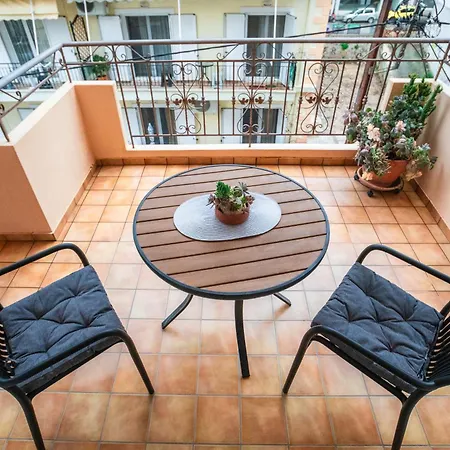 Ririka Apartment Igoumenitsa Exterior photo